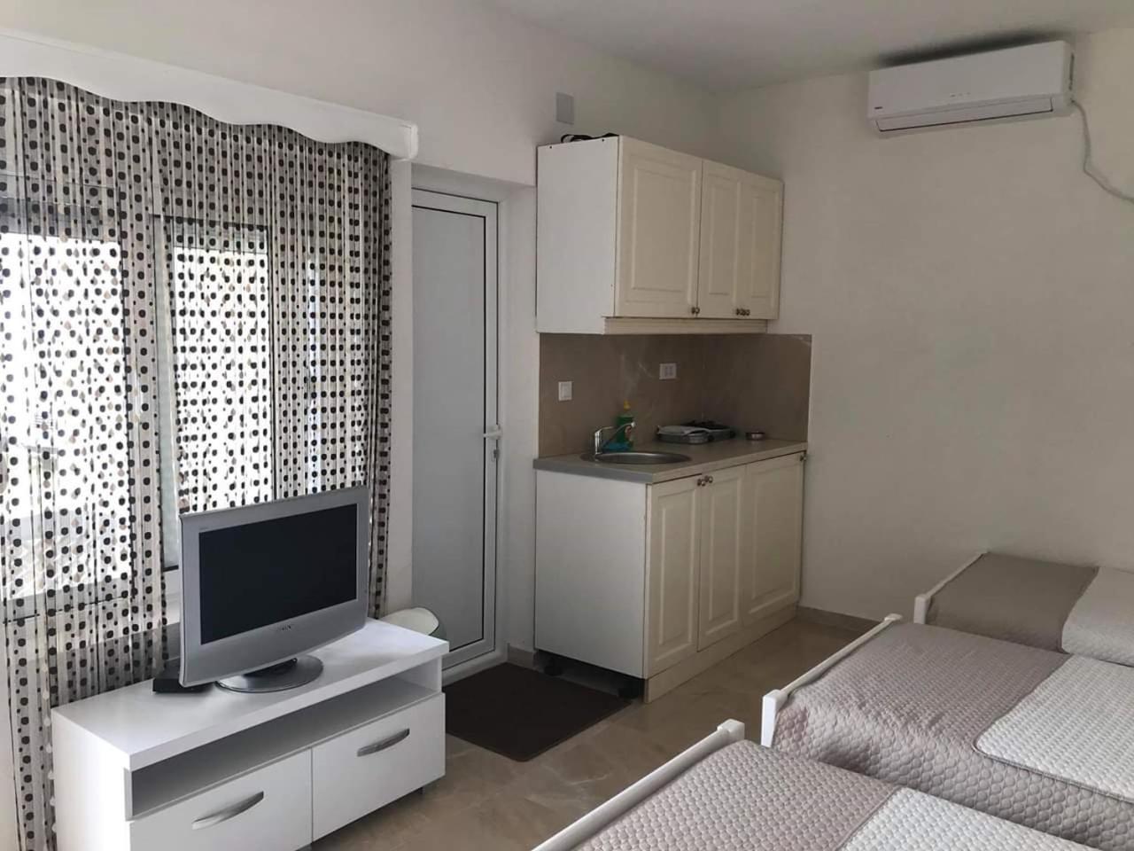 Apartments In Amor Ulcinj Exteriör bild